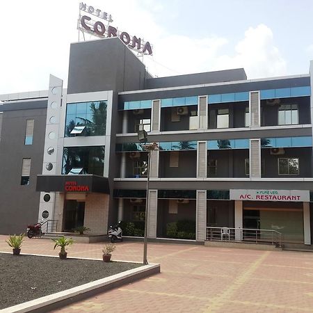 Hotel Corona Bharuch Esterno foto