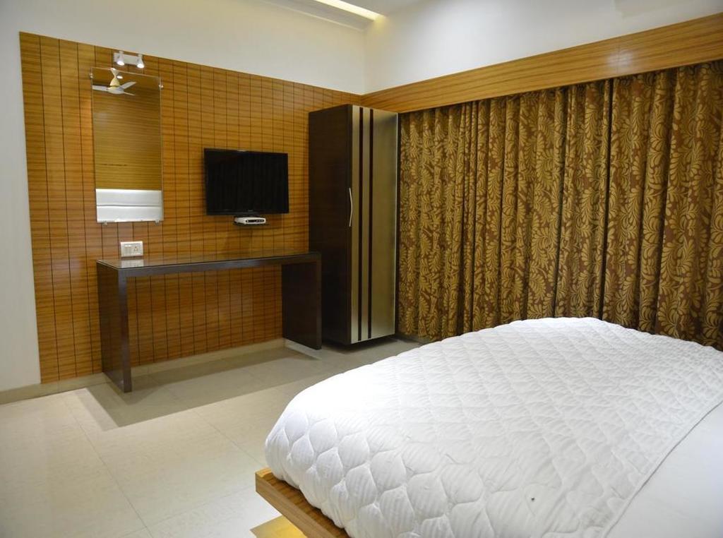 Hotel Corona Bharuch Camera foto